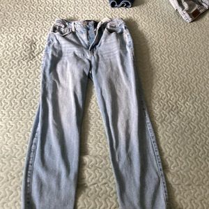 light wash jeans from hollister, ultra high rise vintage straight